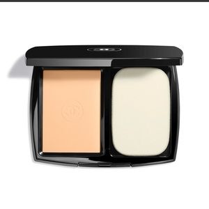 ULTRA LE TEINT
Ultrawear All-Day Comfort Flawless Finish Compact Foundation(B20)